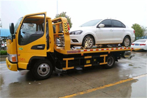 元坝区附近拖车救援24小时服务热线